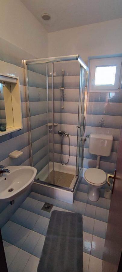 Apartments Berny Sveti Vid-Miholjice エクステリア 写真