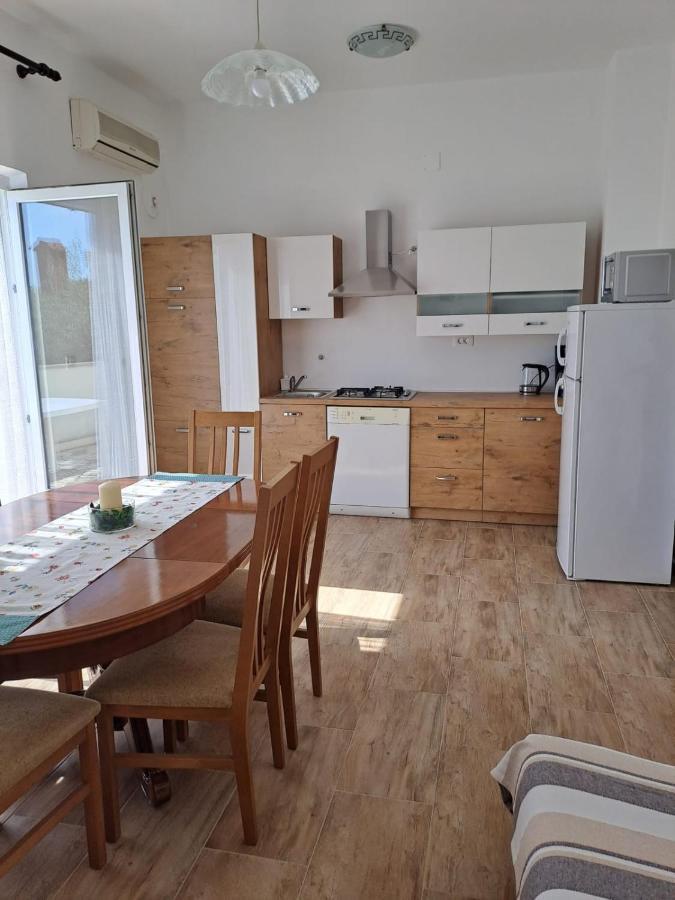 Apartments Berny Sveti Vid-Miholjice エクステリア 写真